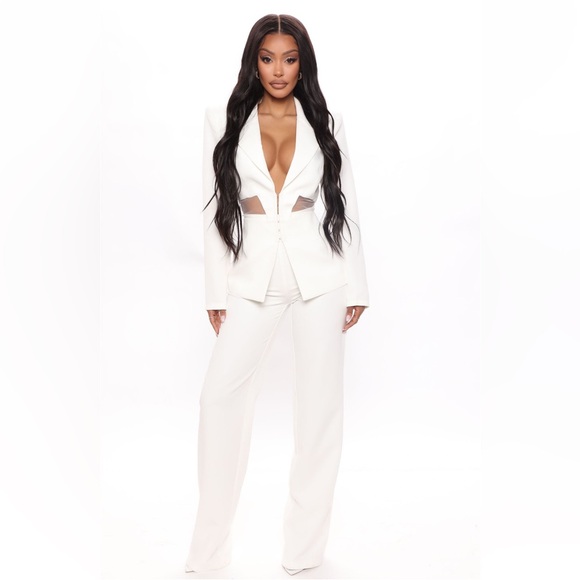 Fashion nova XL white pant blazer set - Picture 5 of 8